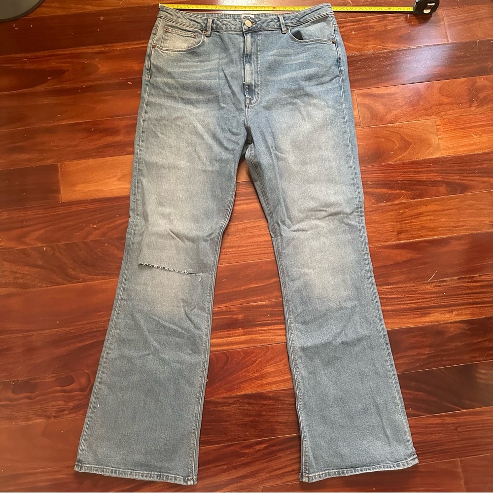 ASOS Blue Flare Jeans Ripped Knee Size 36W 32L